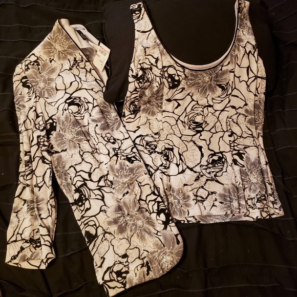 Dress - Picture 2 of 6